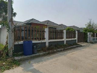 Продажа 1 кровать дом в Khok Samrong, Lopburi