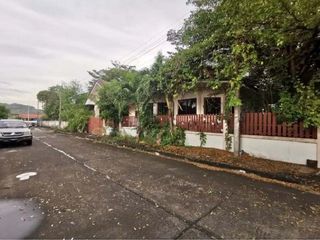Продажа 1 кровать дом в Khok Samrong, Lopburi