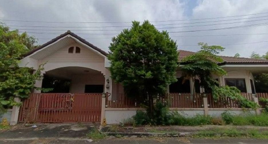 For sale 1 bed house in Khok Samrong, Lopburi