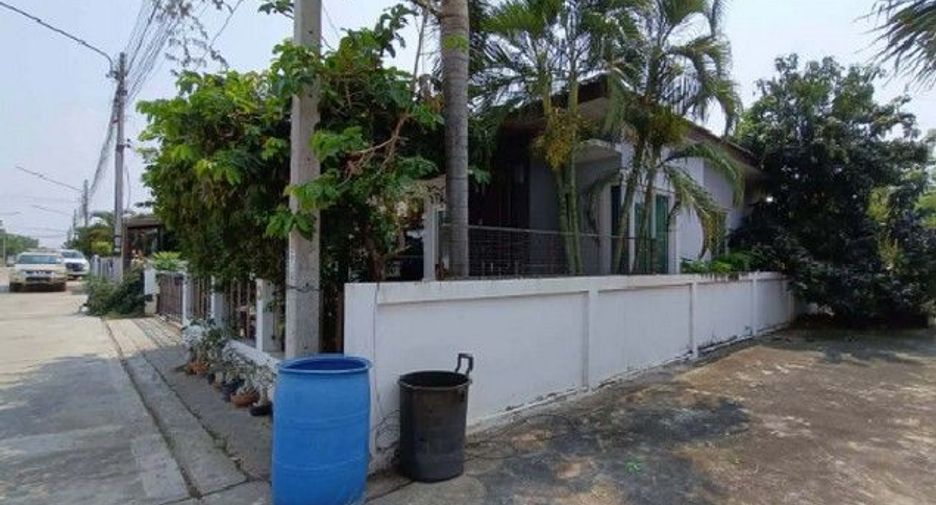 For sale 1 bed house in Khok Samrong, Lopburi