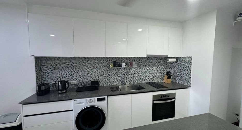 Condo en alquiler de 2 habitaciones en Bang Lamung, Chonburi