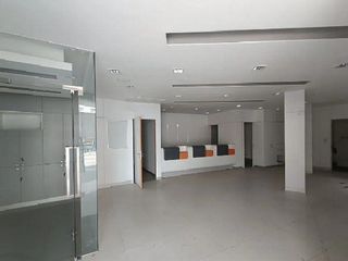 À vendre 1 chambre bureau à Pak Tho, Ratchaburi