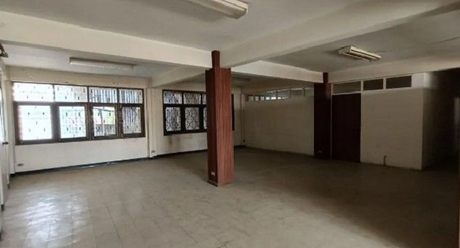 Büro zum Kauf mit 1 Zimmer in Kaeng Krachan, Phetchaburi