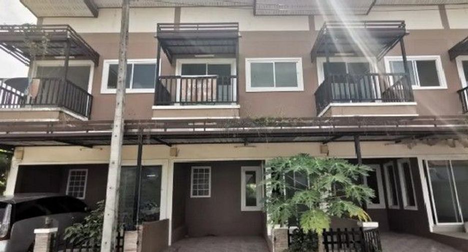 For sale 2 ベッドルーム townhouse in Phrom Khiri, Nakhon Si Thammarat