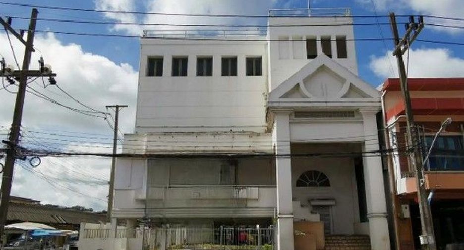 À vendre 1 chambre bureau à Phrom Khiri, Nakhon Si Thammarat