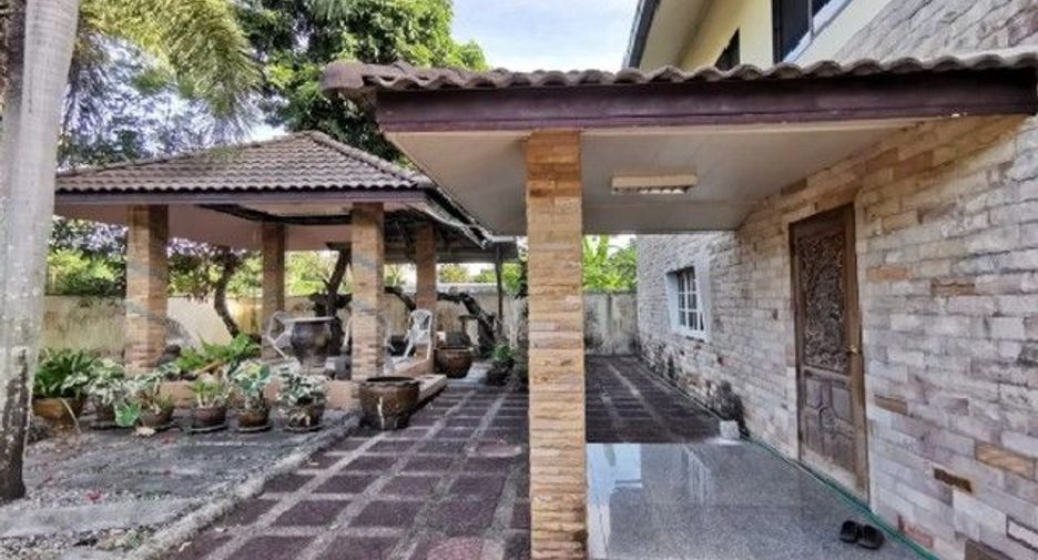 Casa en venta de 1 habitaciones en Phrom Khiri, Nakhon Si Thammarat