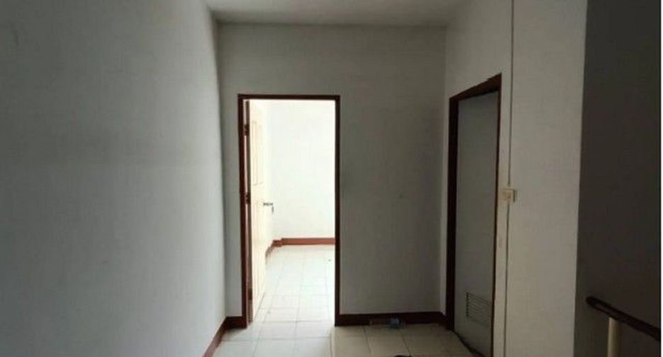 For sale 1 bed townhouse in Pho Thong, Ang Thong