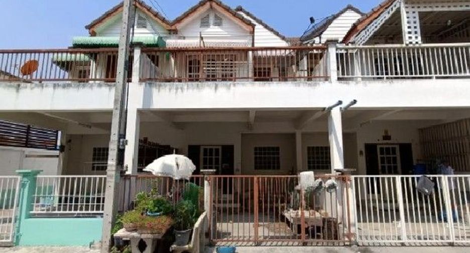 出售 1 卧室 联排别墅 在 Mueang Suphan Buri, Suphan Buri