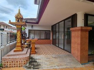 Reihenhaus zum Kauf mit 3 Zimmer in Nong Chok, Bangkok