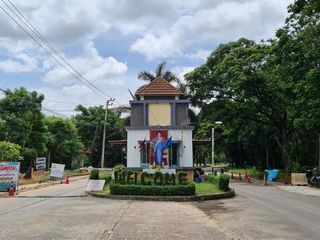 Reihenhaus zum Kauf mit 3 Zimmer in Nong Chok, Bangkok