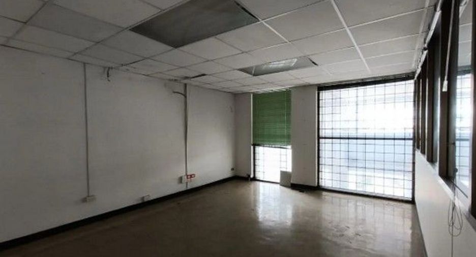 出售 1 卧室 办公室 在 Mueang Tak, Tak