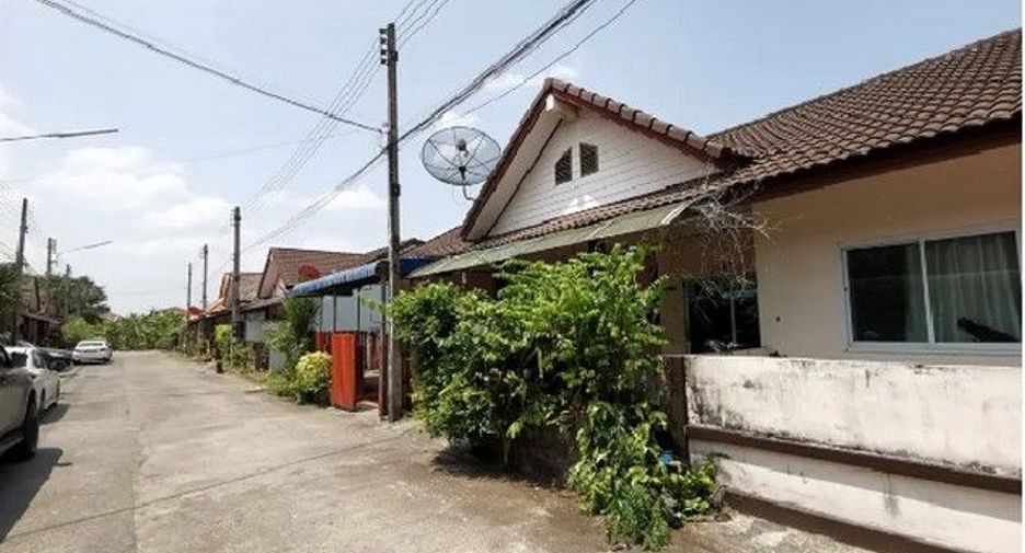 For sale 1 bed townhouse in Khiri Rat Nikhom, Surat Thani