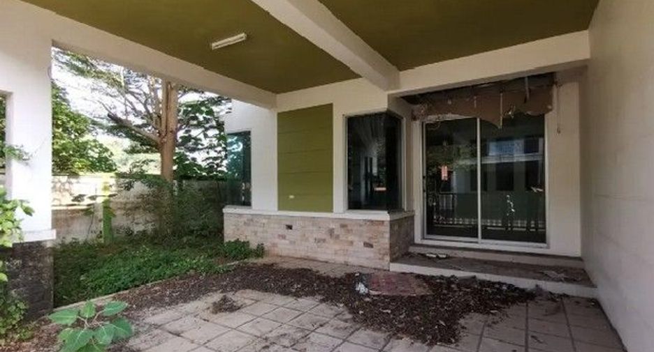 For sale 3 bedrooms house in Khiri Rat Nikhom, Surat Thani