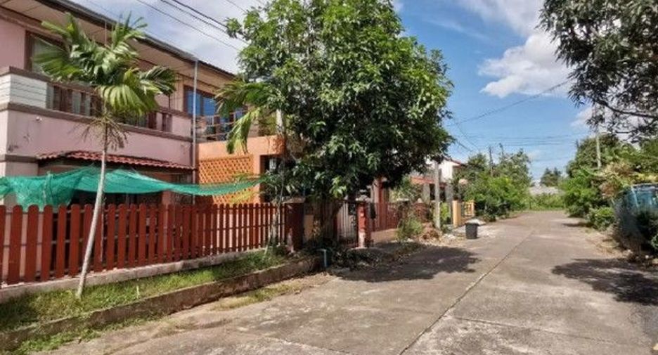 Haus zum Kauf mit 1 Zimmer in Khiri Rat Nikhom, Surat Thani