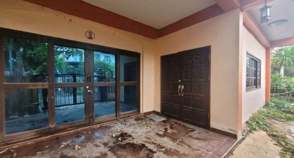Haus zum Kauf mit 1 Zimmer in Khiri Rat Nikhom, Surat Thani