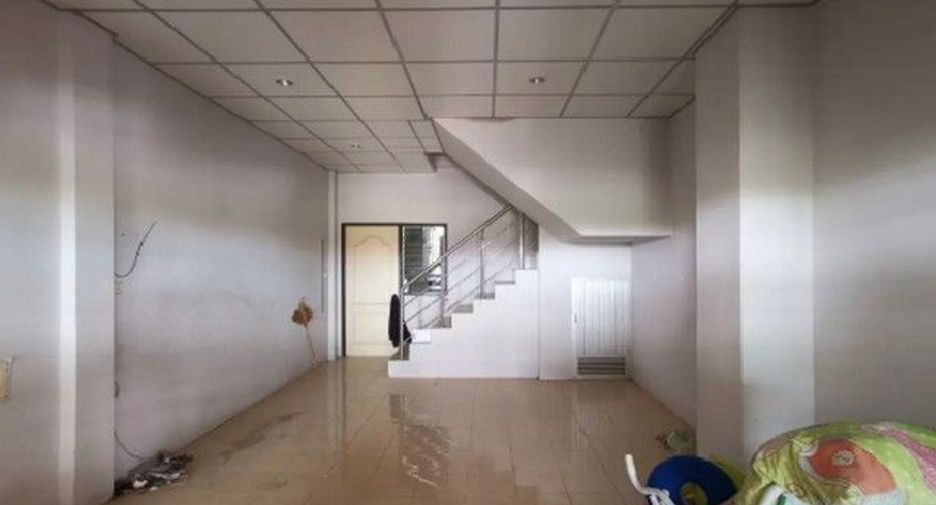 For sale 1 bed townhouse in Khiri Rat Nikhom, Surat Thani