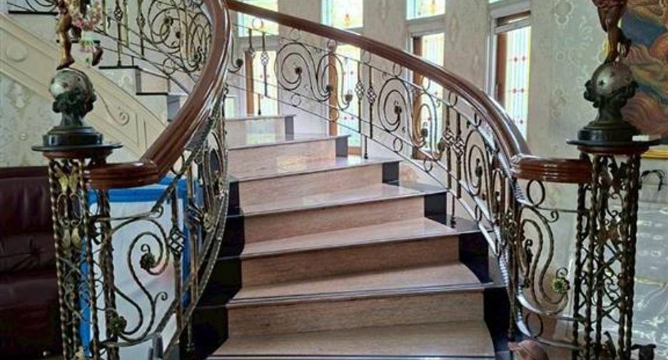 For sale 5 bedrooms house in Rat Burana, Bangkok
