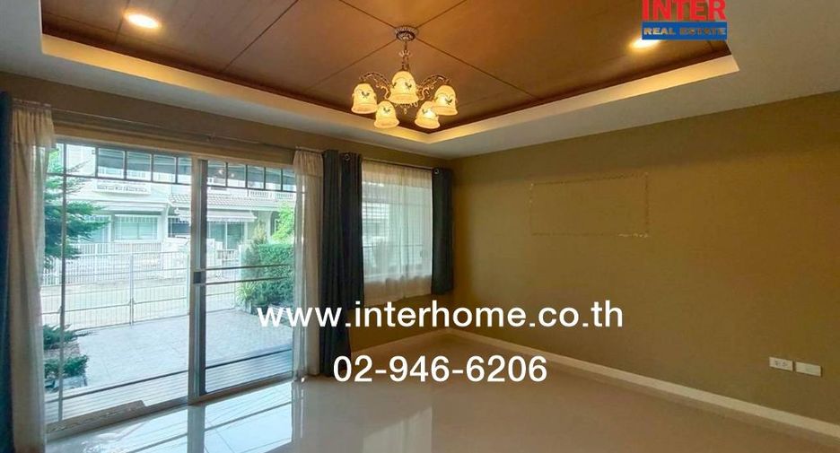 For sale 2 bedrooms townhouse in Lam Luk Ka, Pathum Thani