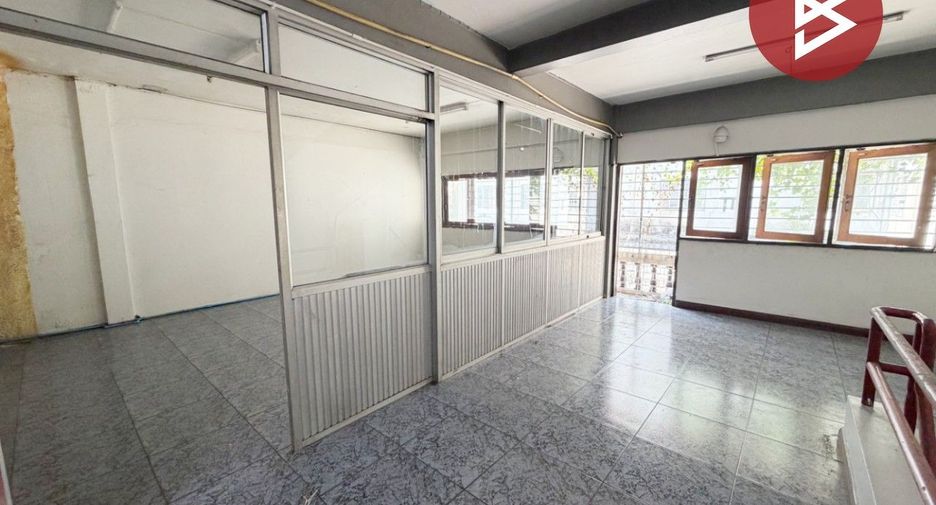 Gewerbefläche zum Kauf in Mueang Samut Prakan, Samut Prakan