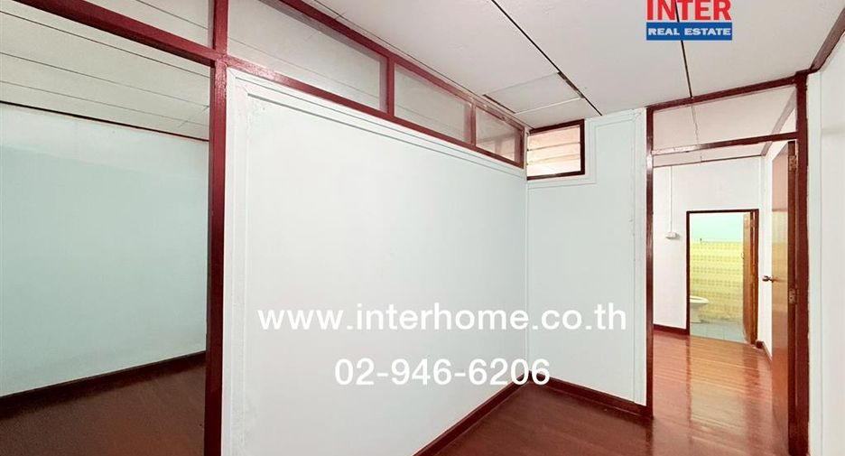 Reihenhaus zum Kauf mit 3 Zimmer in Bang Khae, Bangkok