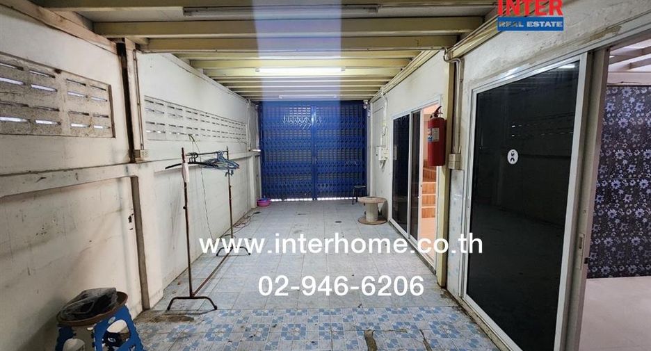 出售 5 卧室 商业空间 在 Krathum Baen, Samut Sakhon