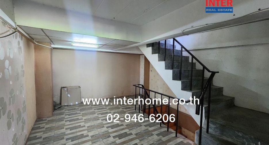 出售 5 卧室 商业空间 在 Krathum Baen, Samut Sakhon