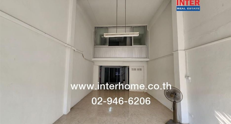 出售 5 卧室 商业空间 在 Krathum Baen, Samut Sakhon
