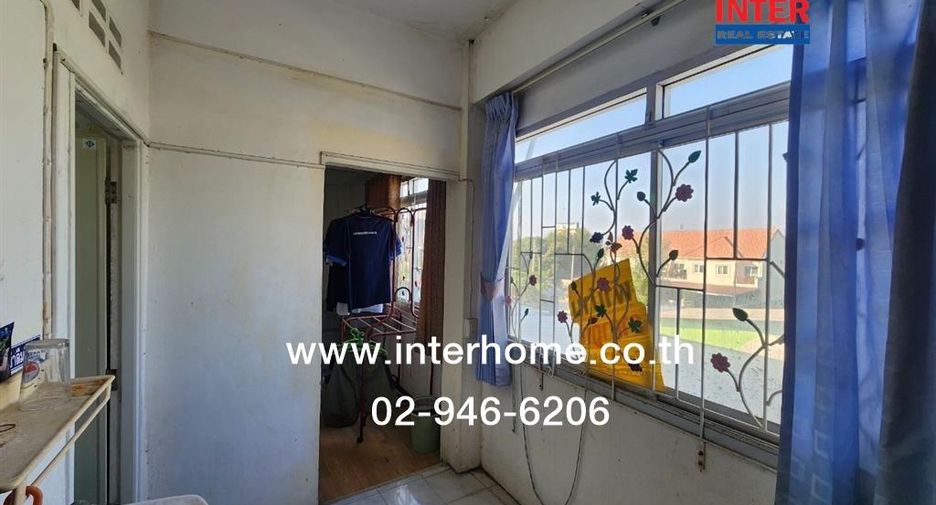 出售 5 卧室 商业空间 在 Krathum Baen, Samut Sakhon