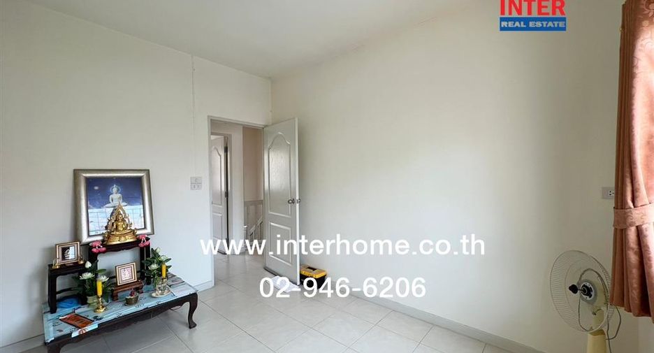 For sale 3 bedrooms townhouse in Bang Khun Thian, Bangkok