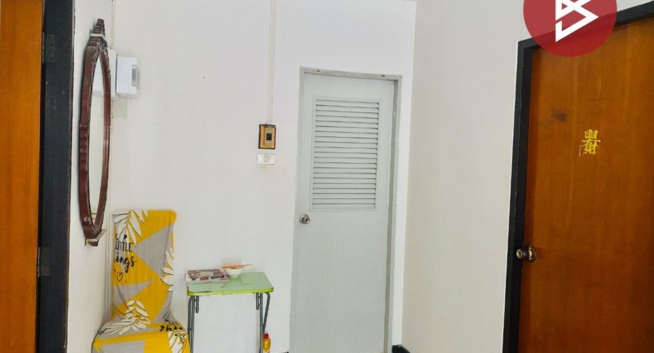 For sale 3 bedrooms house in Mueang Nakhon Ratchasima, Nakhon Ratchasima
