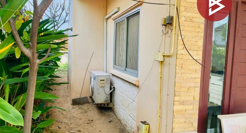 For sale 3 bedrooms house in Mueang Nakhon Ratchasima, Nakhon Ratchasima