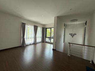 For sale 4 bedrooms house in Suan Luang, Bangkok