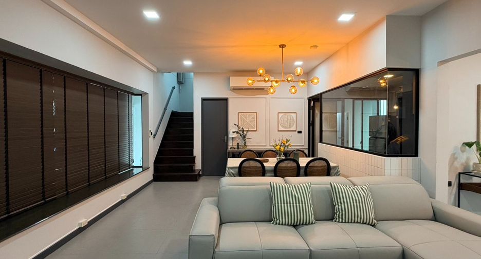 出租 和 出售 3 卧室 联排别墅 在 Bang Phli, Samut Prakan