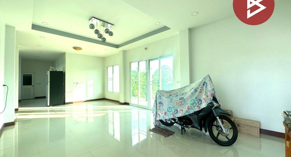 For sale 4 bedrooms house in Mueang Saraburi, Saraburi