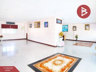 Gewerbefläche zum Kauf mit 4 Zimmer in Mueang Rayong, Rayong