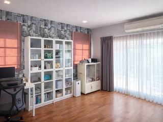For sale 3 bedrooms house in Bang Khae, Bangkok