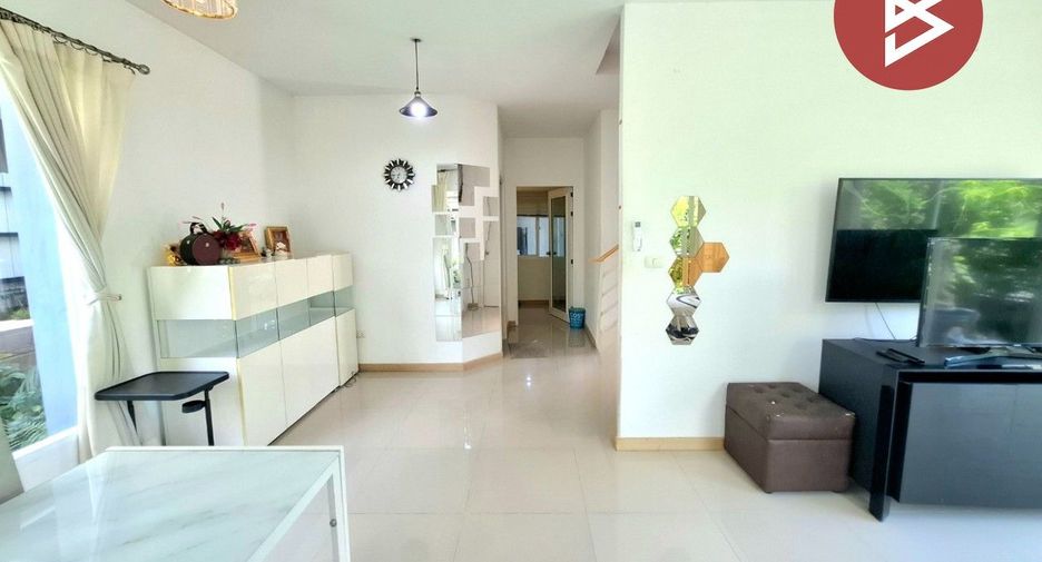 Haus zur Miete mit 3 Zimmer in Prawet, Bangkok