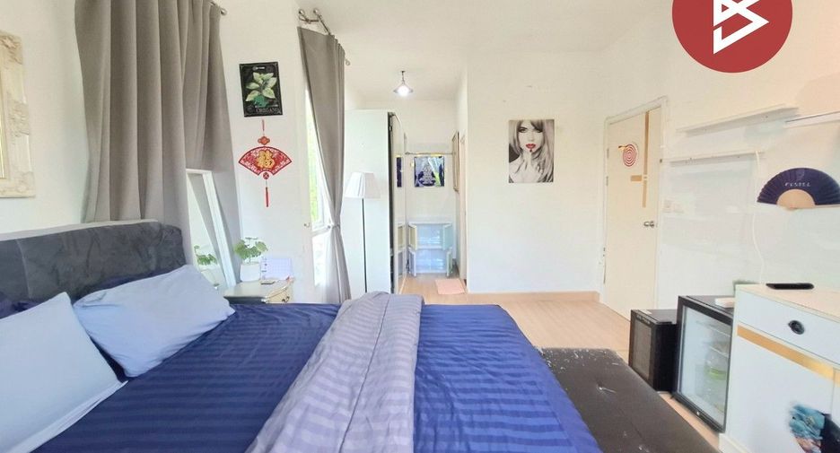 Haus zur Miete mit 3 Zimmer in Prawet, Bangkok