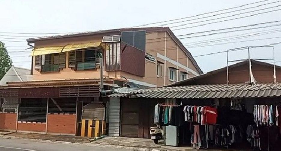 For sale 4 bedrooms retail Space in Cho-Airong, Narathiwat