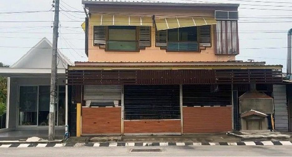 For sale 4 bedrooms retail Space in Cho-Airong, Narathiwat