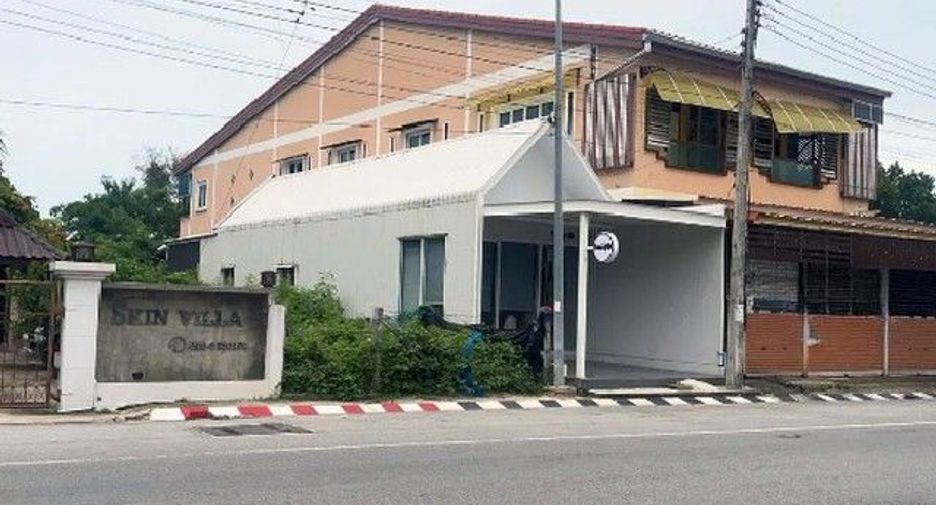 For sale 4 bedrooms retail Space in Cho-Airong, Narathiwat