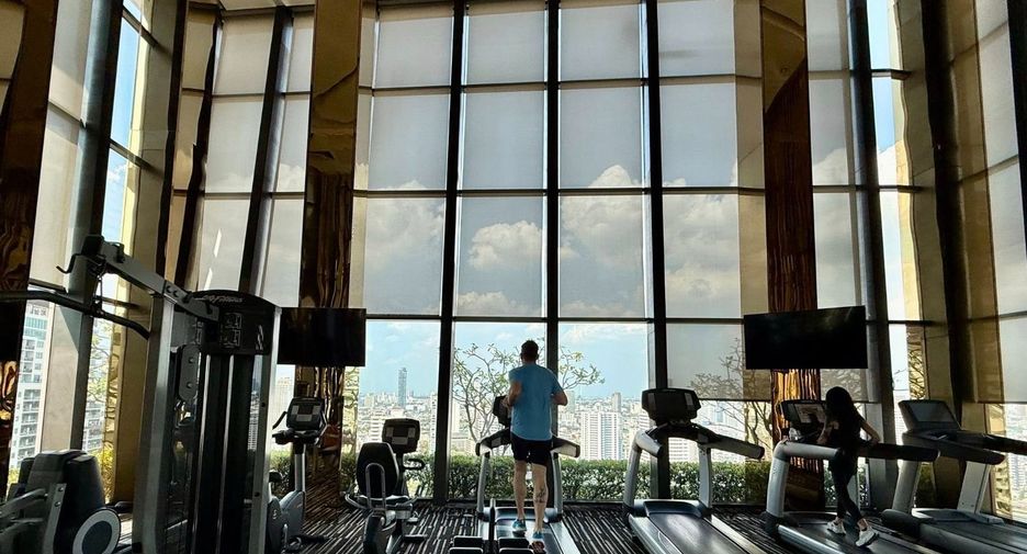 For rent and for sale 2 bedrooms condo in Khlong Toei, Bangkok