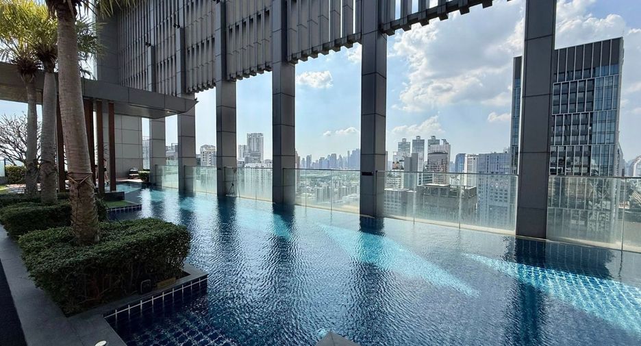 For rent and for sale 2 bedrooms condo in Khlong Toei, Bangkok