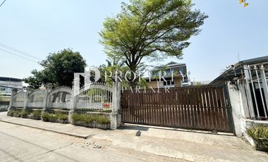 For sale land in Phra Khanong, Bangkok
