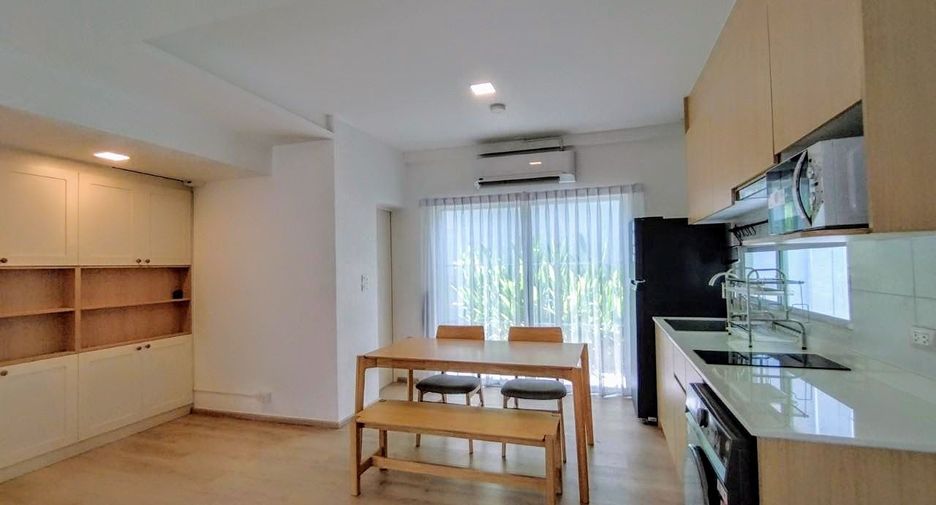 For rent 2 bedrooms townhouse in Prawet, Bangkok