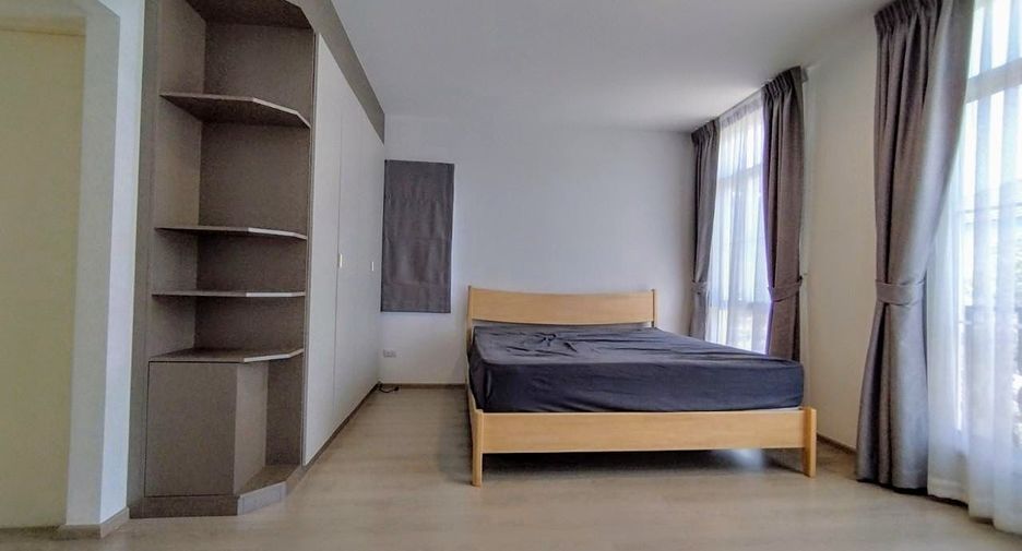 For rent 2 bedrooms townhouse in Prawet, Bangkok