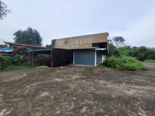 À vendre 1 chambre bureau à Phrom Khiri, Nakhon Si Thammarat