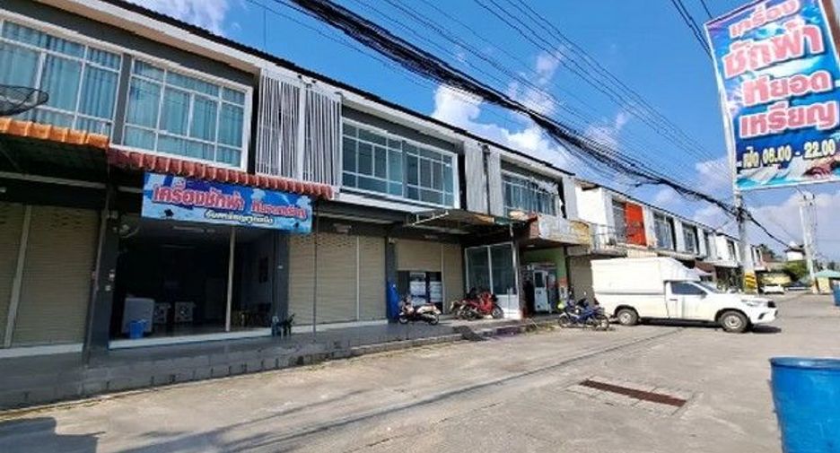 For sale 1 bed retail Space in Phrom Khiri, Nakhon Si Thammarat