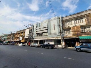 À vendre 1 chambre bureau à Phrom Khiri, Nakhon Si Thammarat