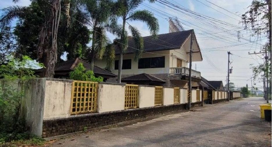 Продажа 1 кровать дом в Phrom Khiri, Nakhon Si Thammarat